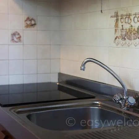 Apartamento Easywelcome - Casa Saronni *